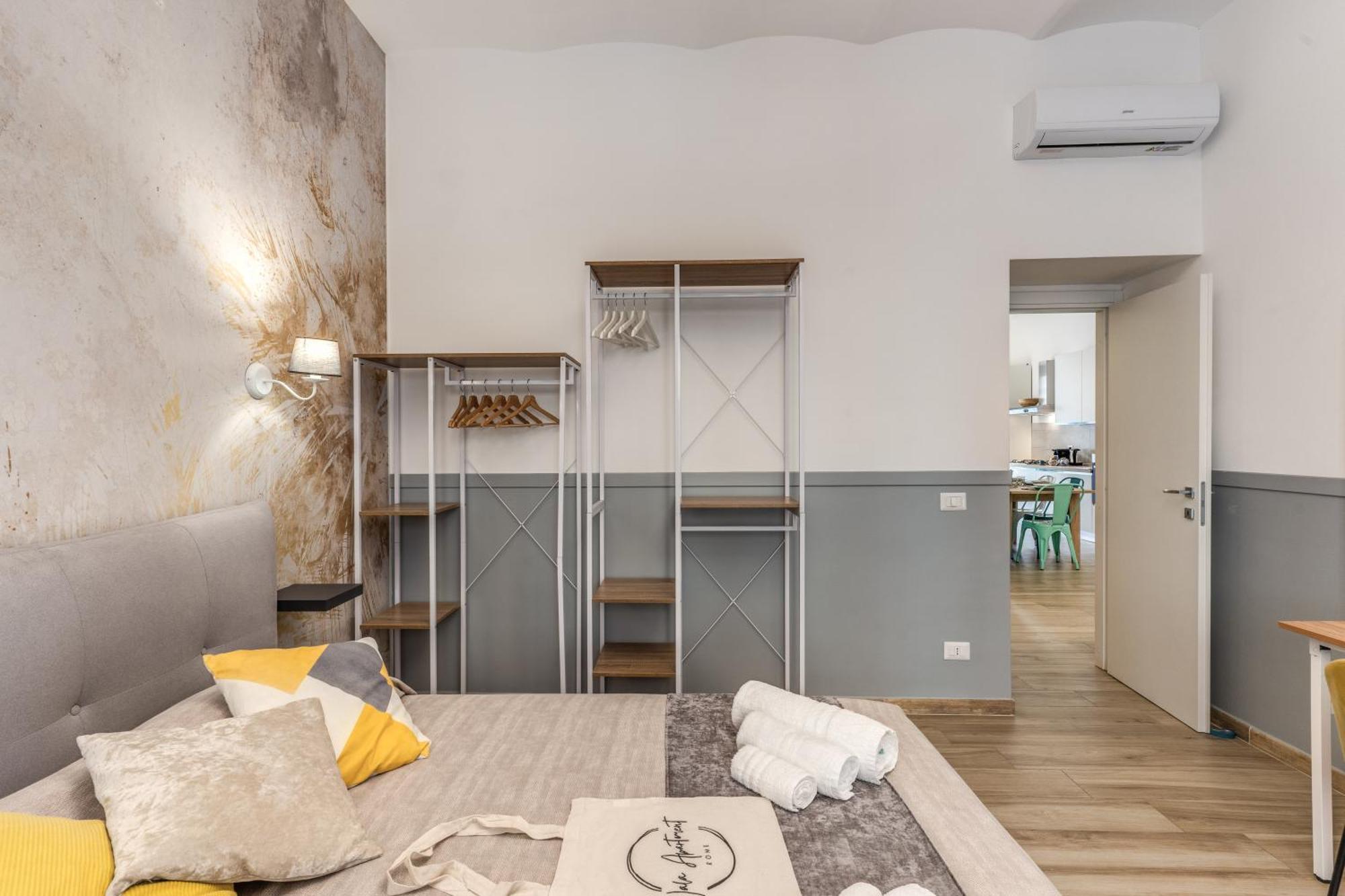 Nala Luxury Apartment With Terrace Rom Exteriör bild