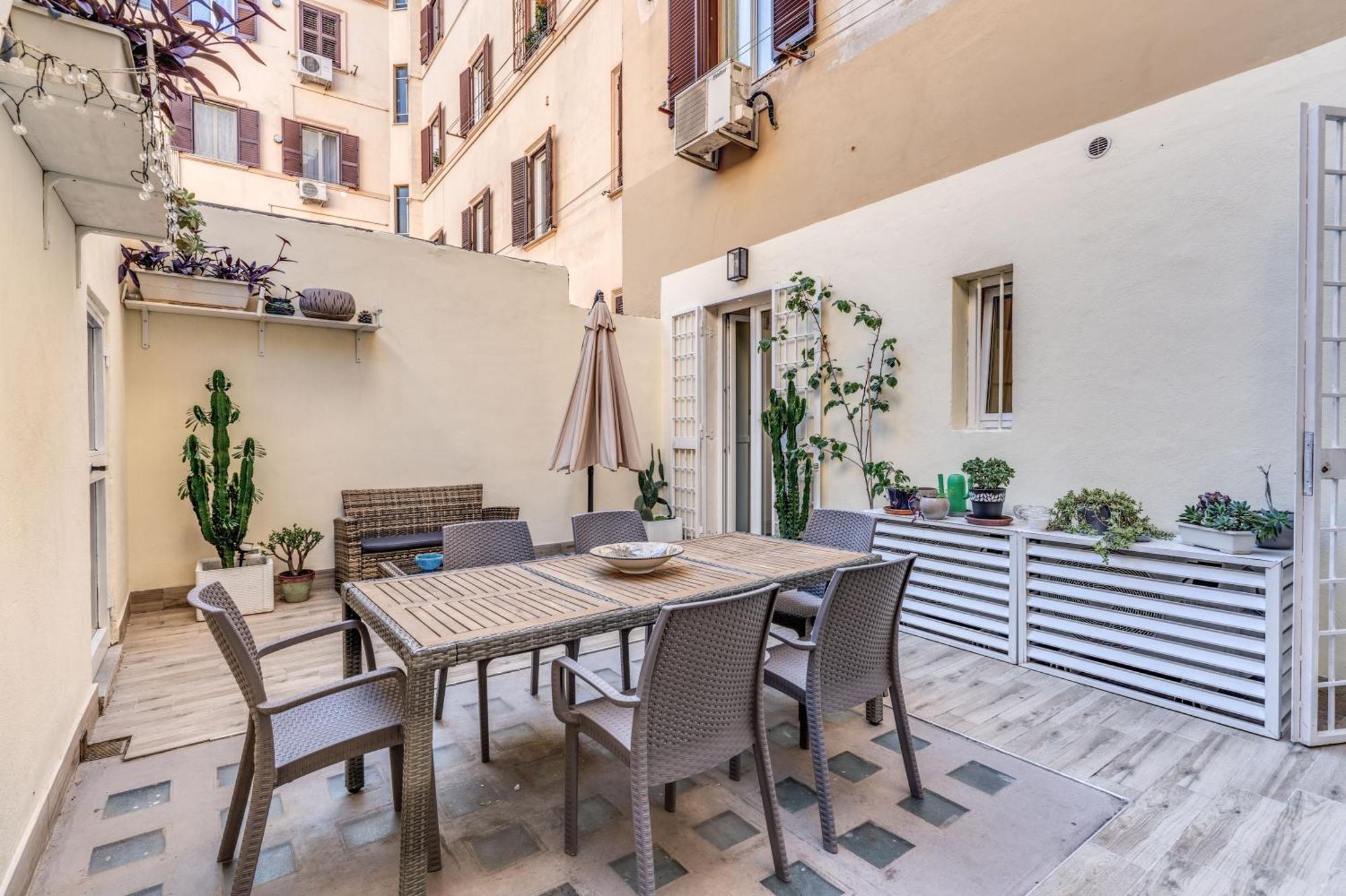 Nala Luxury Apartment With Terrace Rom Exteriör bild