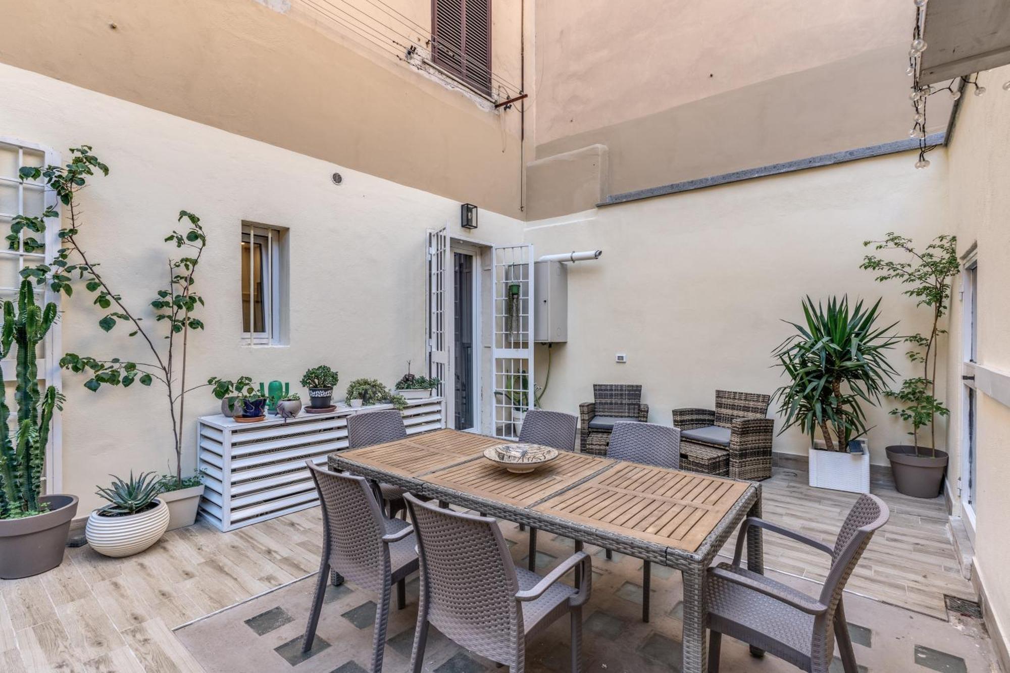 Nala Luxury Apartment With Terrace Rom Exteriör bild